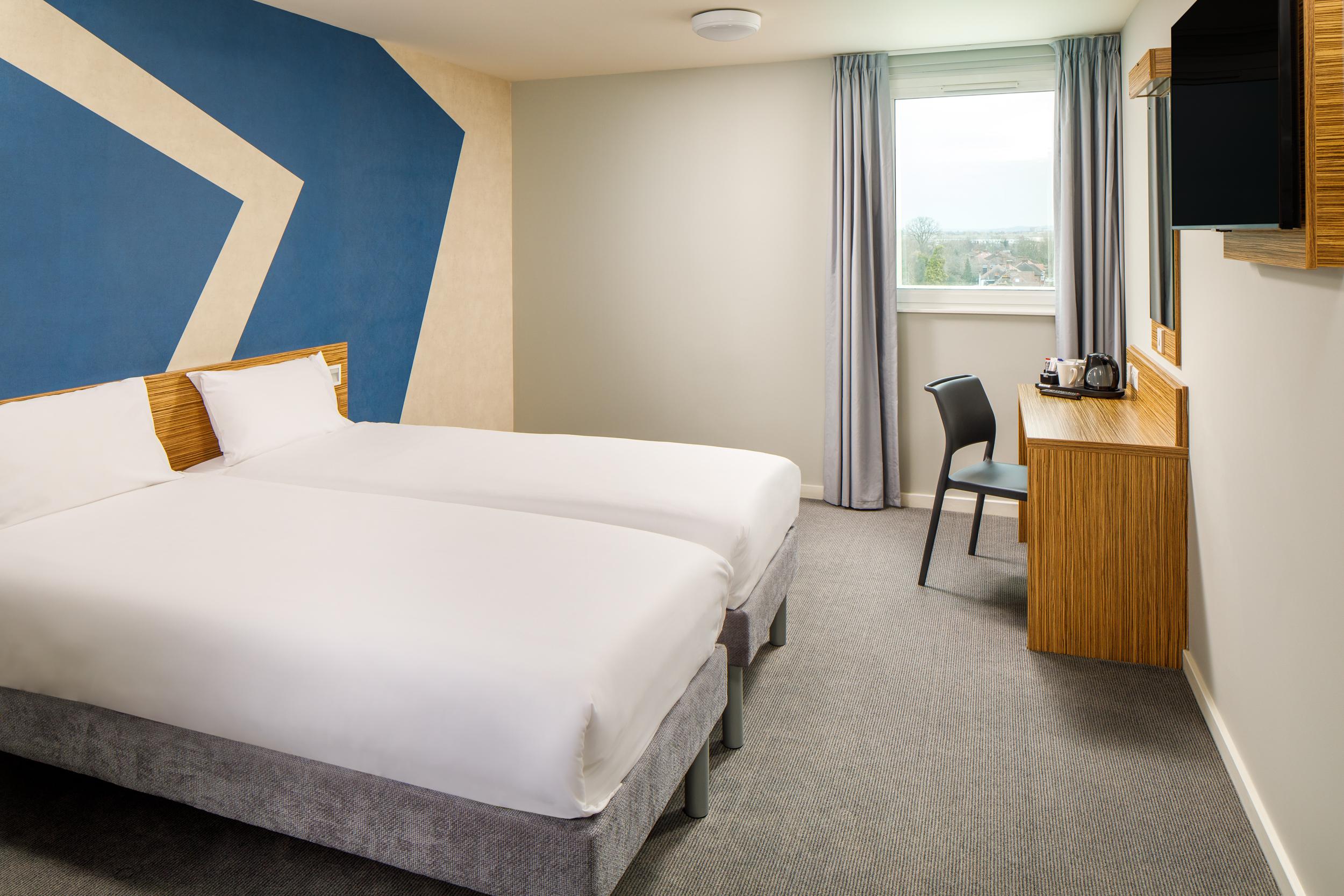 Ibis Budget London Heathrow Central Cranford Eksteriør billede